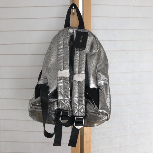 Forever 21 silver astronaut back pack - Picture 2 of 5